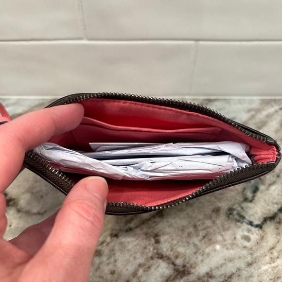 Coach Wristlet Signature Brown With Pink Lemonade - Picture 2 of 8